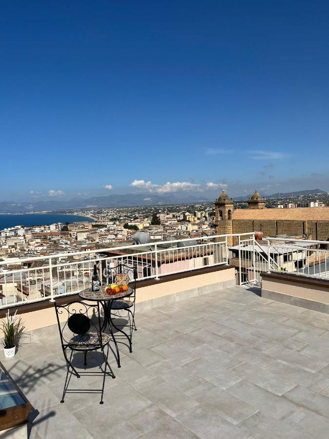 Апартаменты La Terrazza Sul Golfo Кастелламмаре-дель-Голфо Экстерьер фото