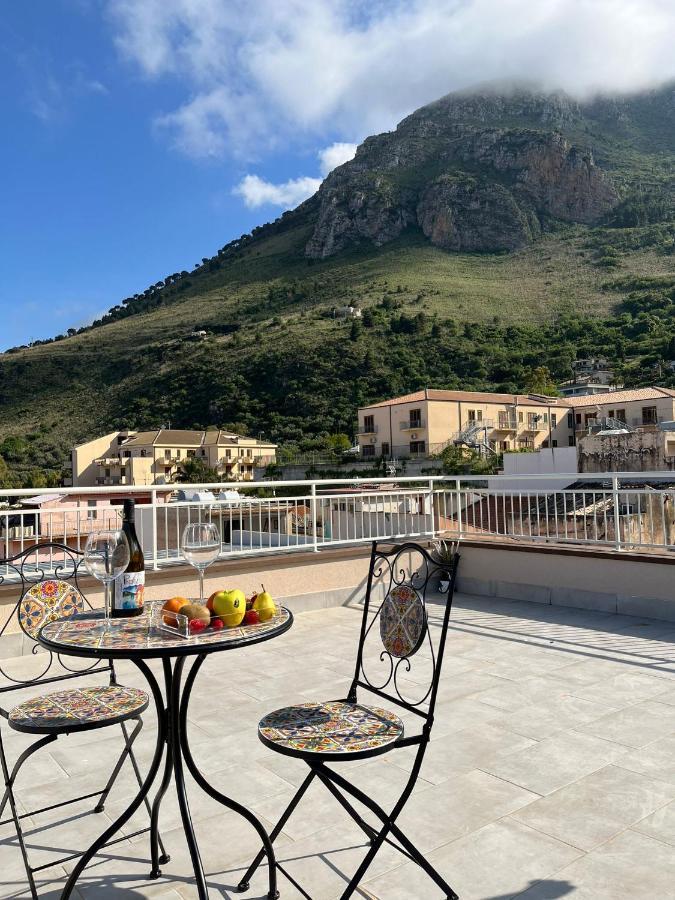 Апартаменты La Terrazza Sul Golfo Кастелламмаре-дель-Голфо Экстерьер фото